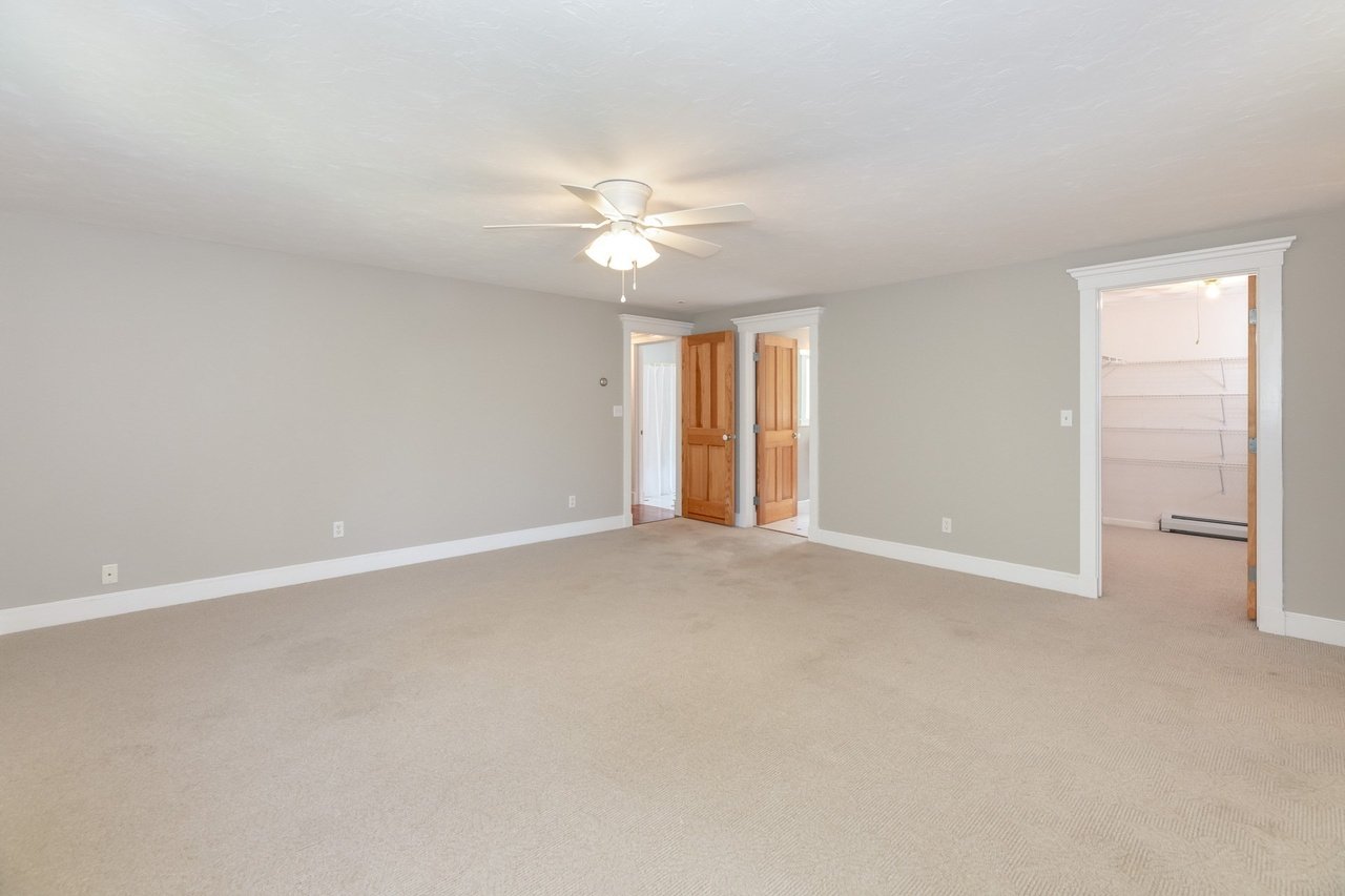 127 Redding Ln