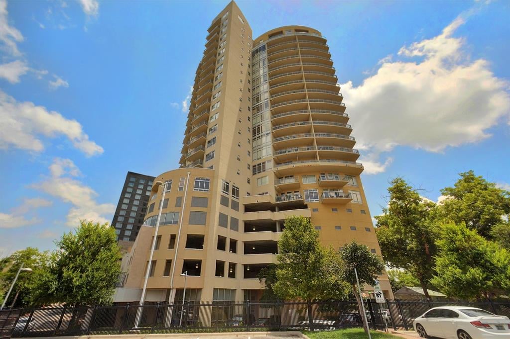 Rare SW Corner Condo w/ Unobstructed Lady Bird Lake Views | The Shore