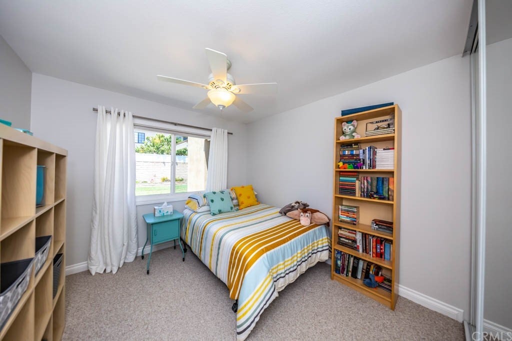 8821 Gallant Dr