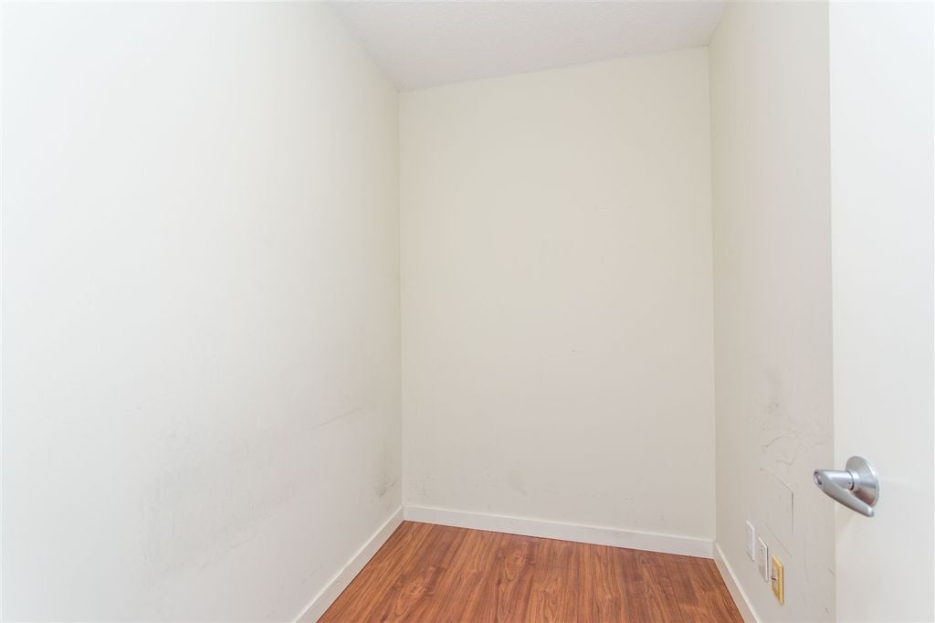 7178 Collier St, #1708