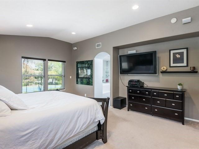 24 Arroyo Vista Dr