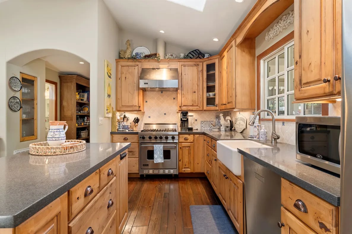 Olivewood Cottage