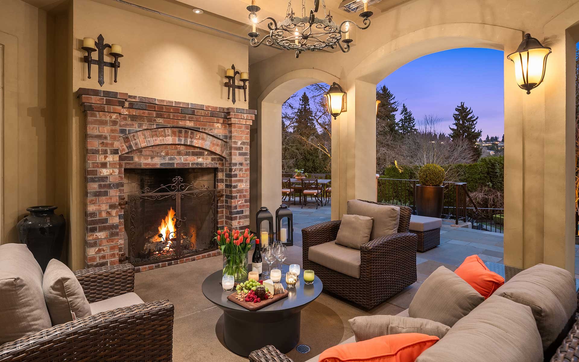 Sophisticated, Timeless Style in a Prized Medina Location on Overlake Golf Course