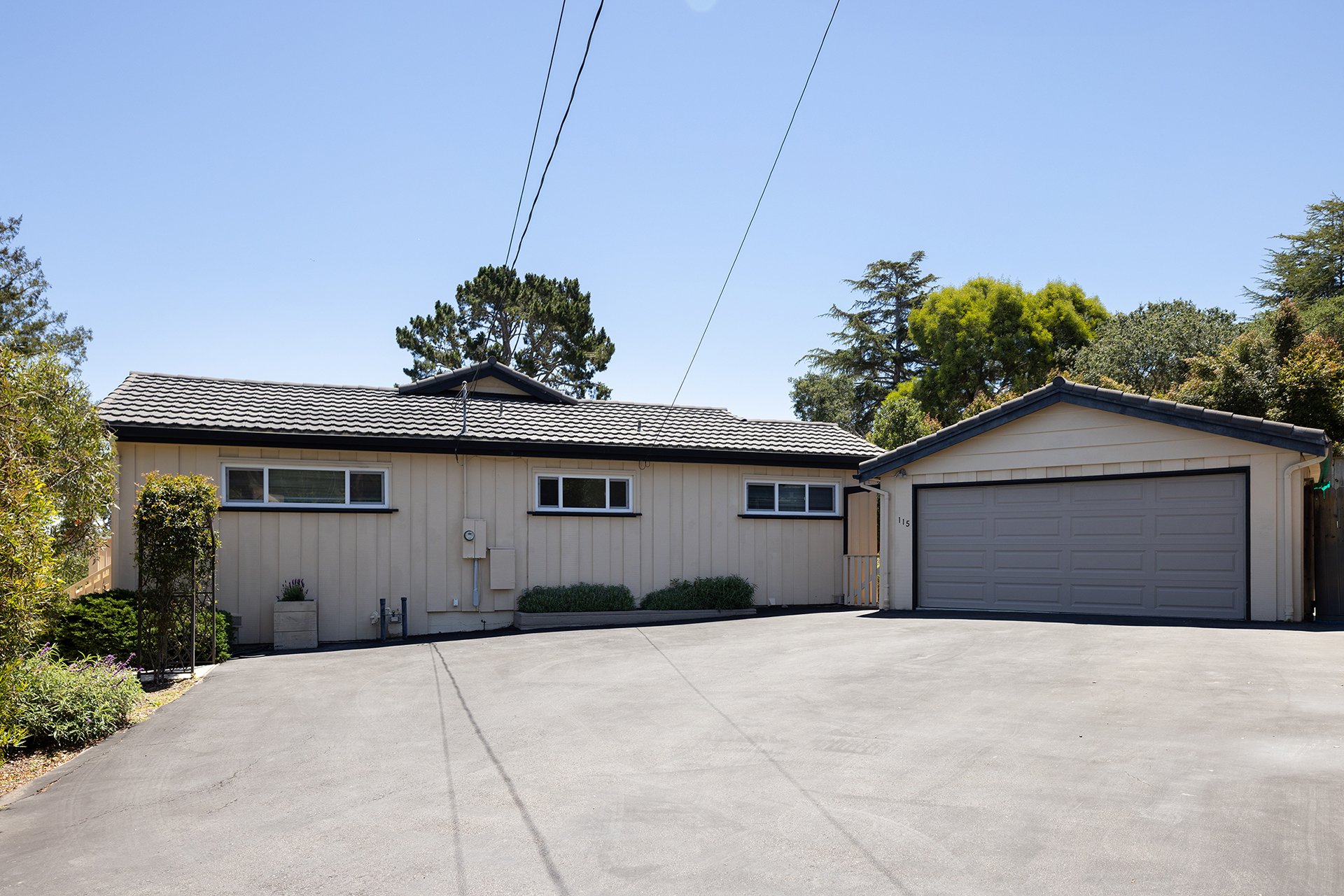 Monterey Living with Bay Views
