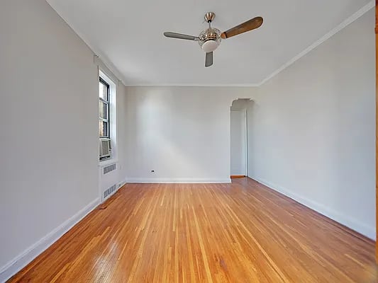 657 East 26th Street #5R