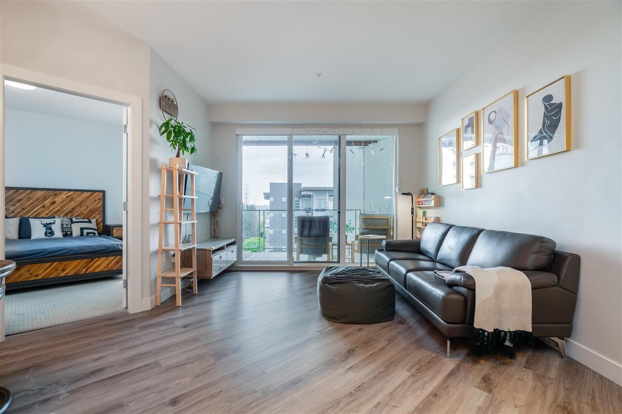 1768 Gilmore Ave, #303