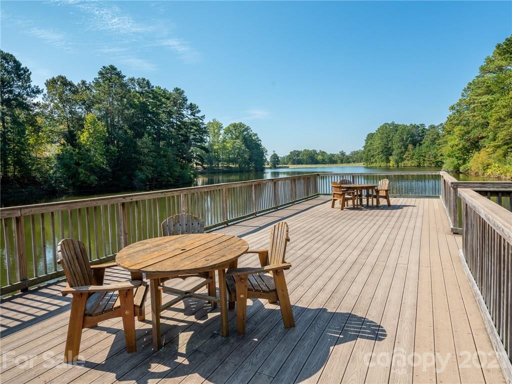 23076 Whimbrel Cir