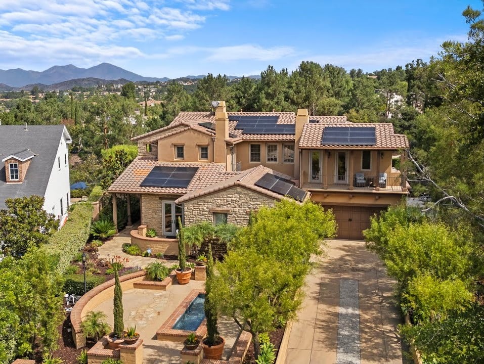 6 Pistoria Ln Ladera Ranch CA 92694