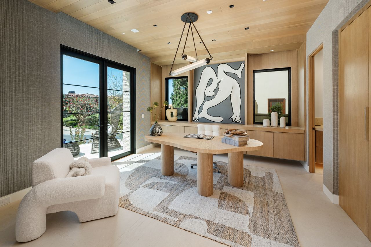 13 Ritz Cove