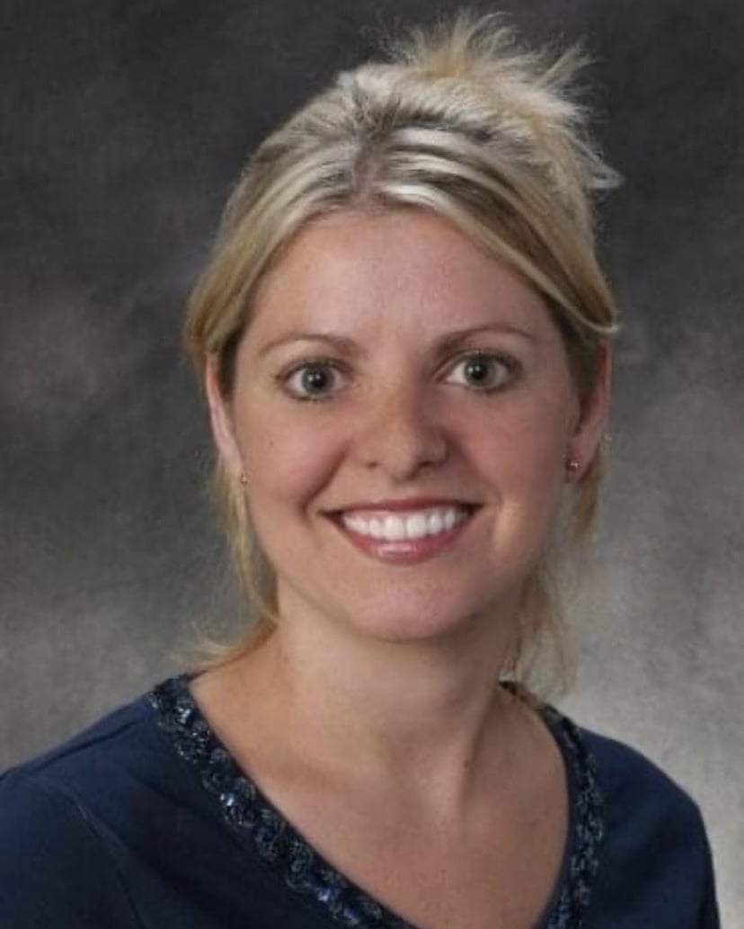 Joanne Clark Winchester, MA Real Estate Agent Headshot