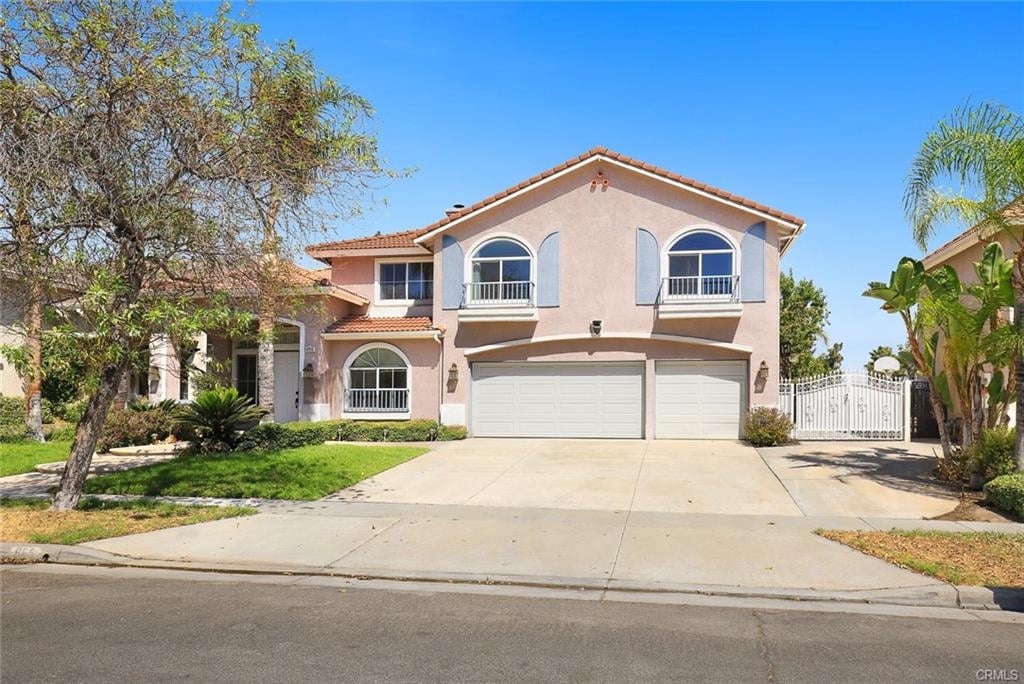 865 Country Manor Drive, Corona, CA 92881