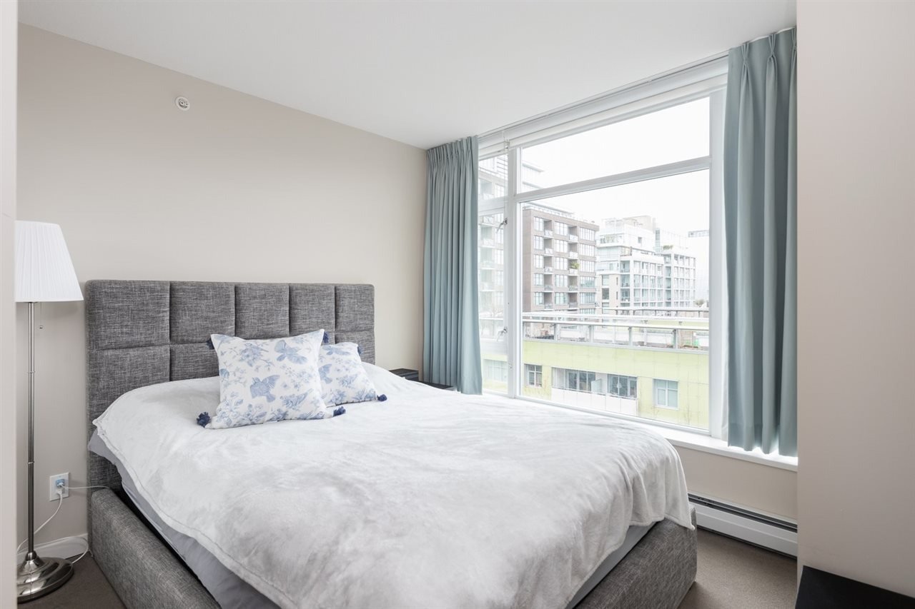 168 W 1st Ave, #604