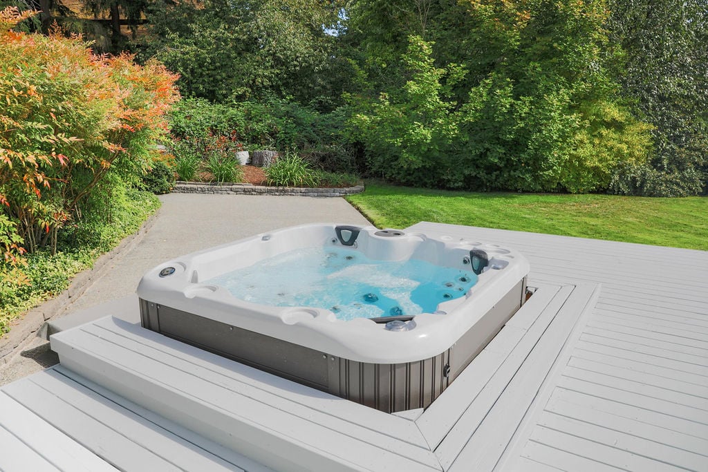 3055 NW Colonial Lane