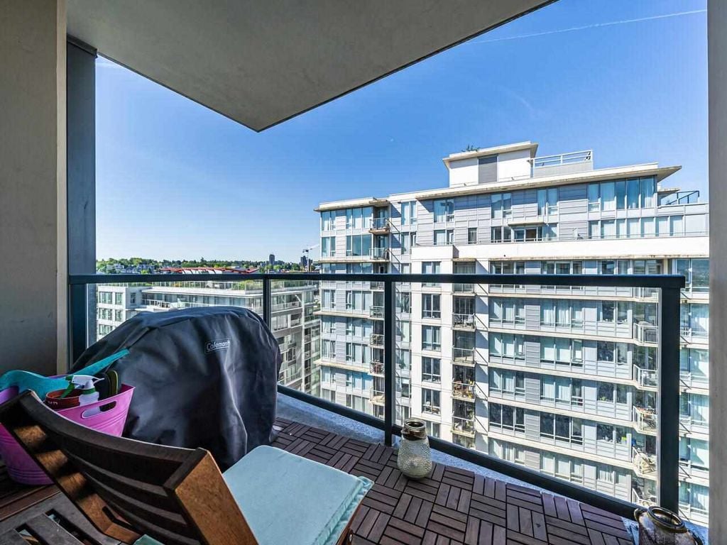 288 W 1st Ave, #1202
