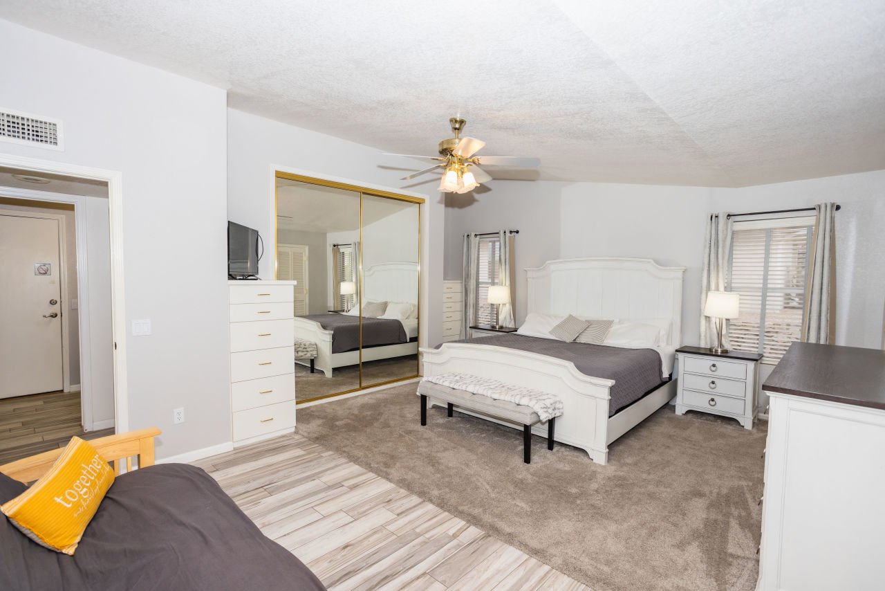 2860 Arabian Dr