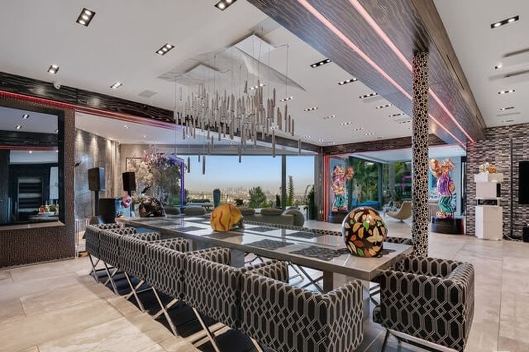 Chateau Paradise