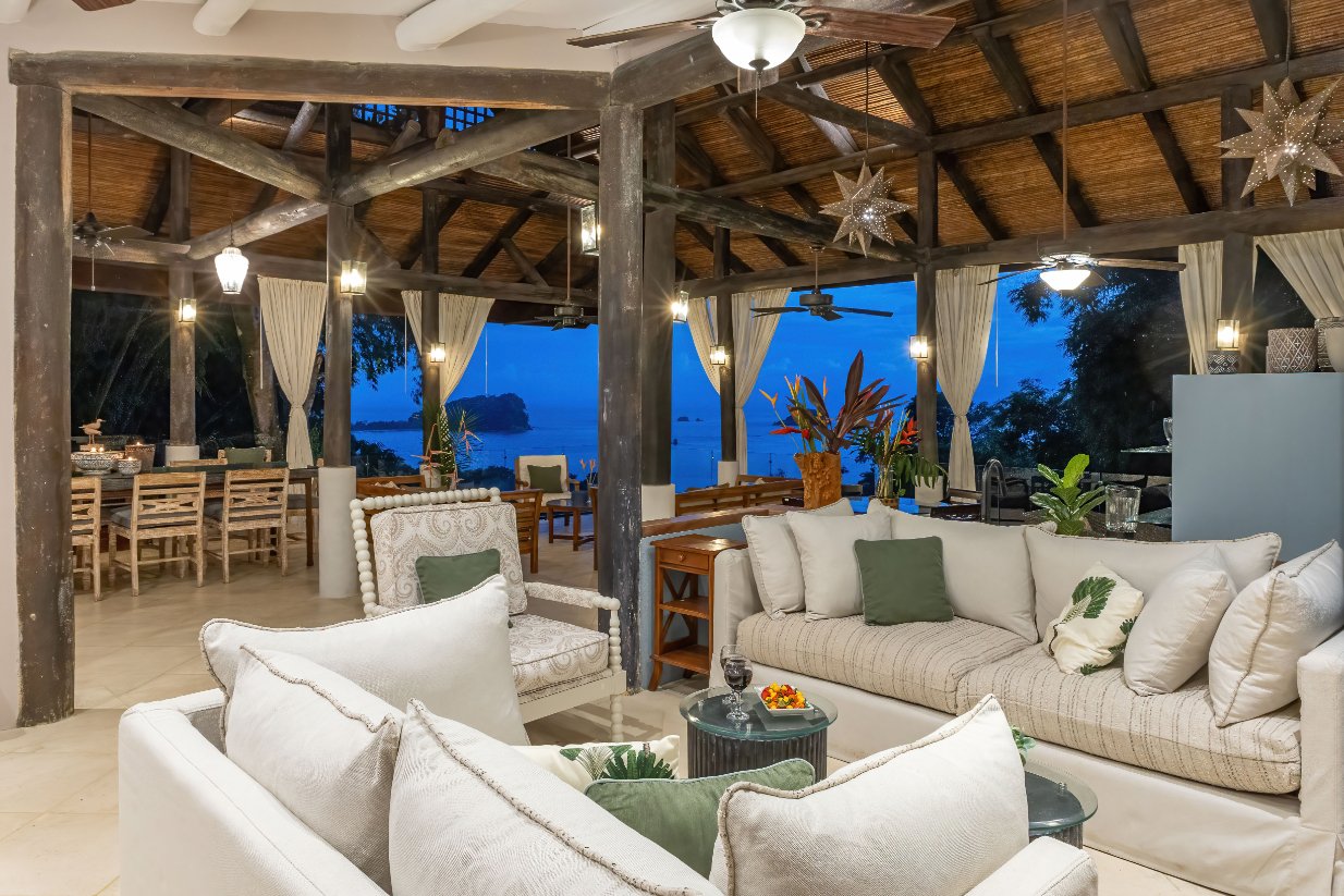 Casa Vista Azul