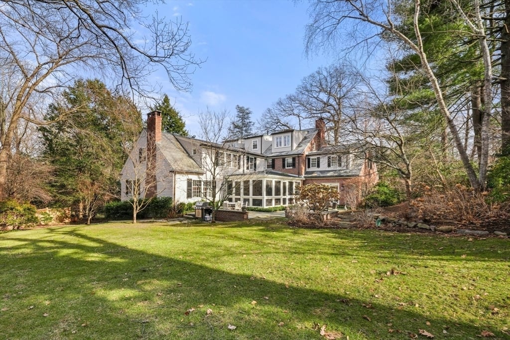 10 Lanark Rd