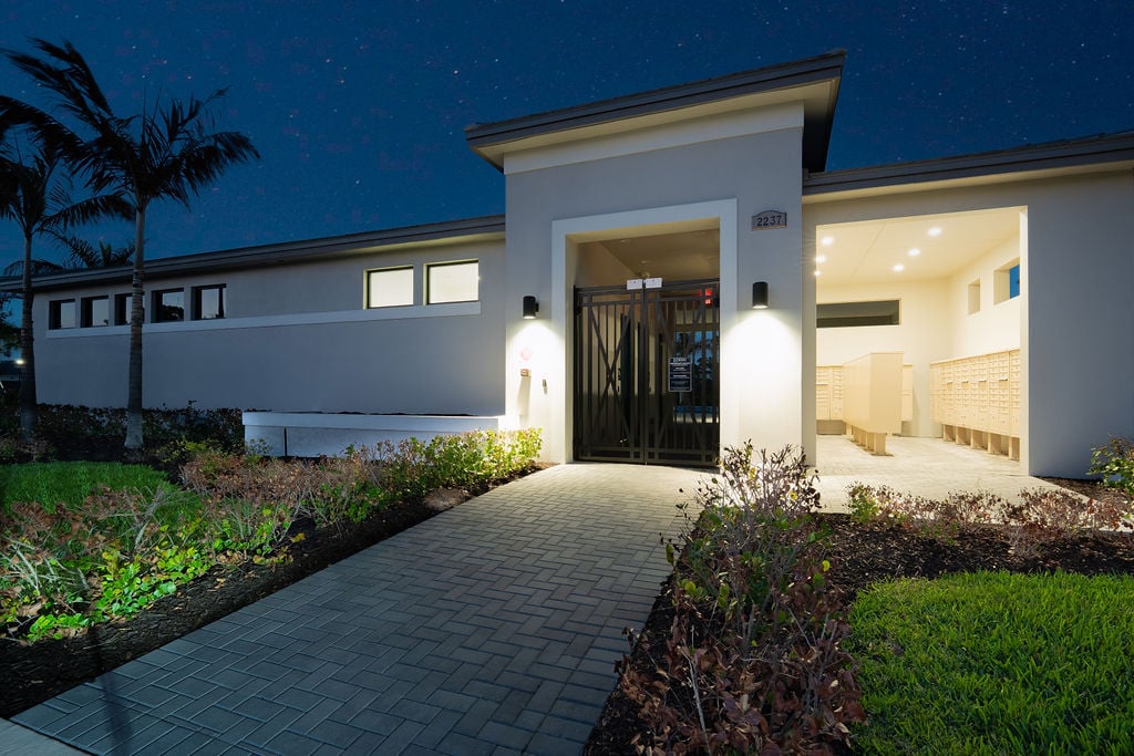 2293 SE Canopy Cove Lane