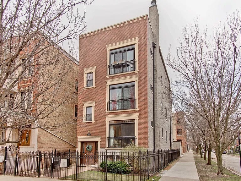 2659 W Iowa ST 2