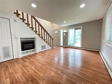 111 Lake St #F