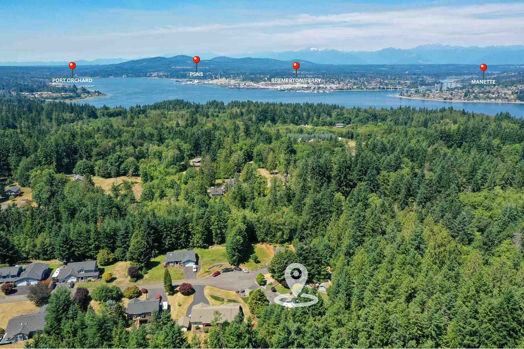 2147 Dunrobin Lane E