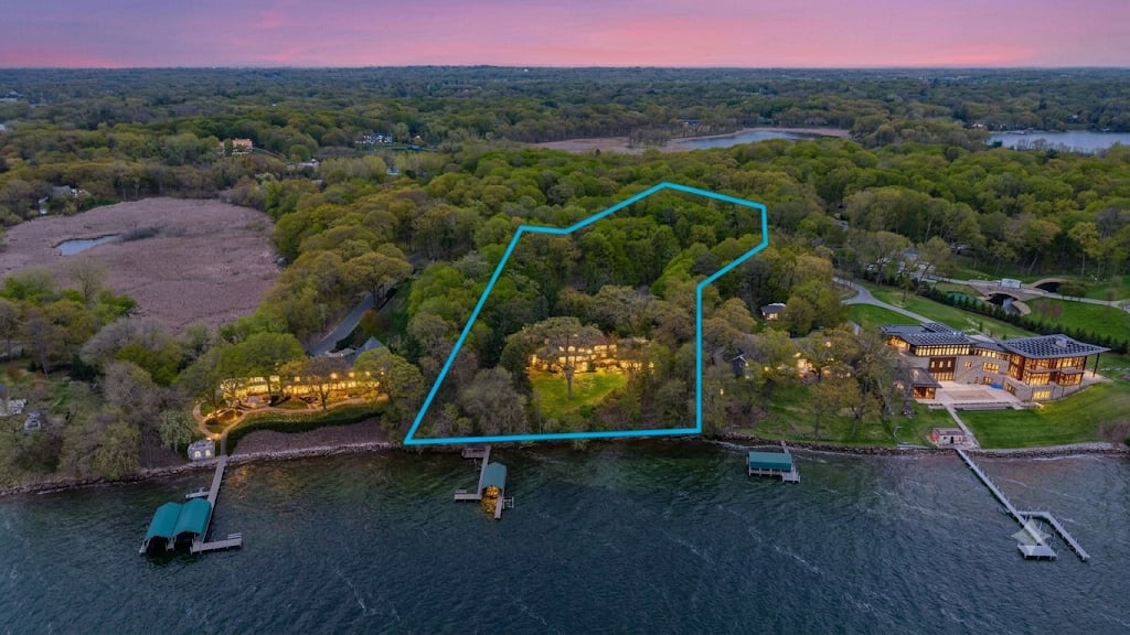 2730 Gale Road, Wayzata