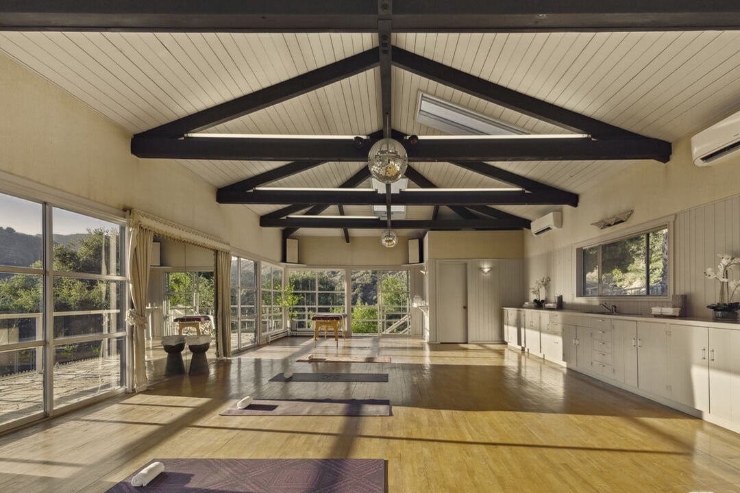 Lakeside Retreat