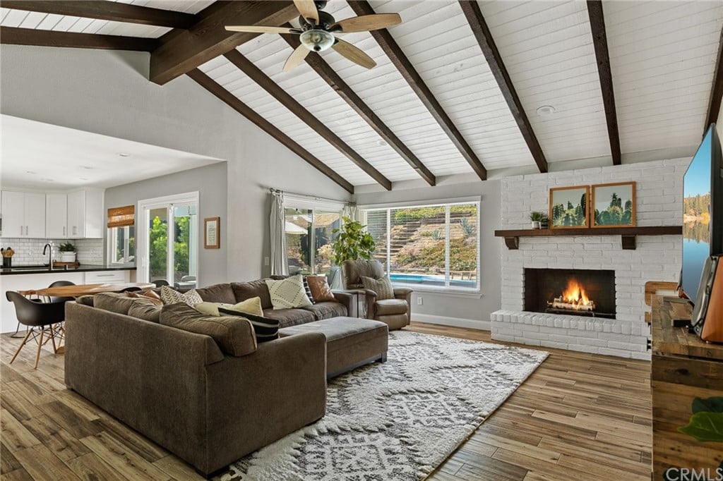 646 Kimball Ln