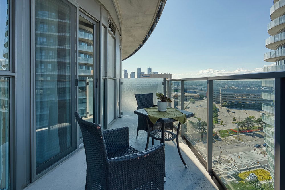 60 Absolute Avenue 1507