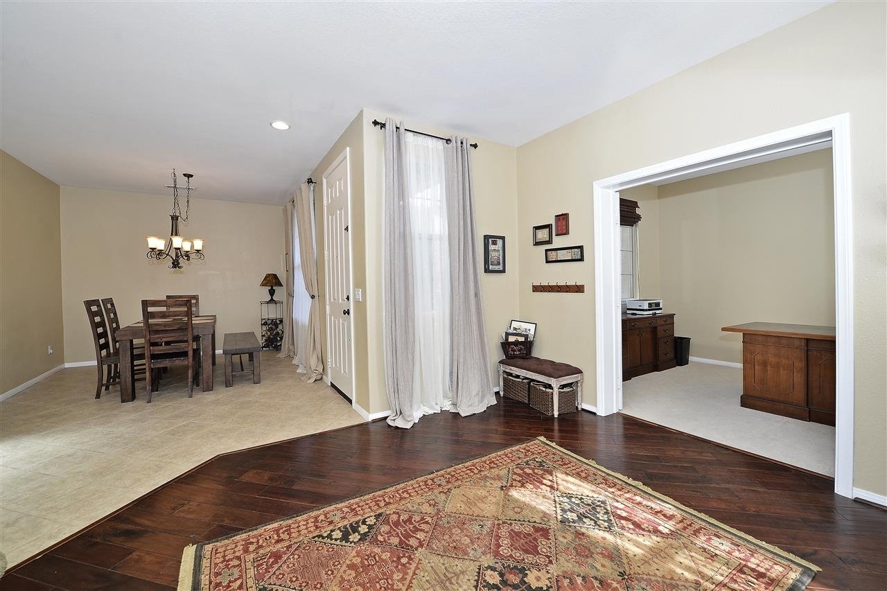 1714 Picket Fence Dr