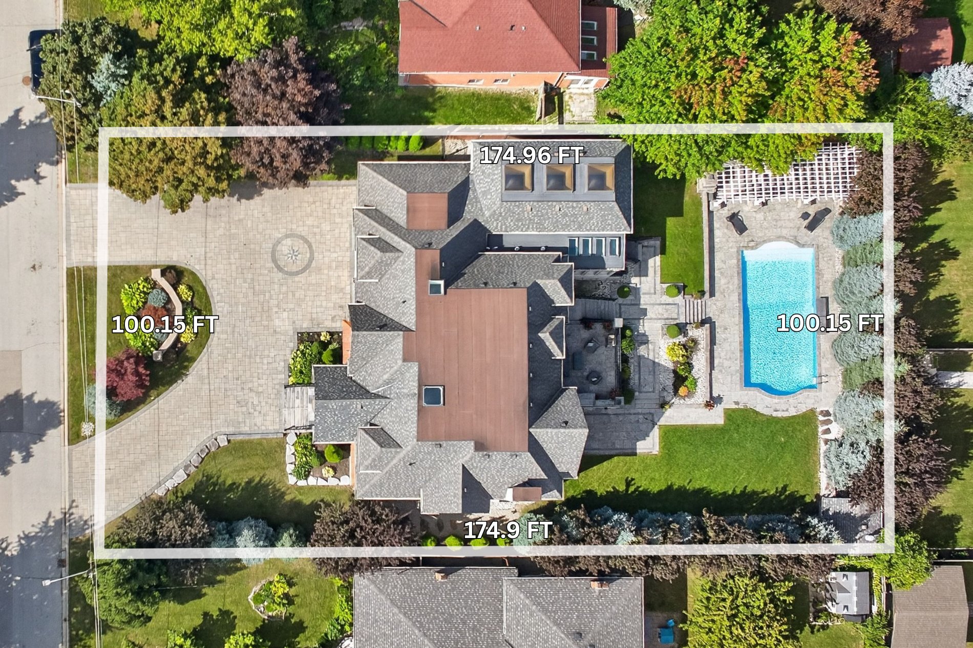 2513 Sharon Cres