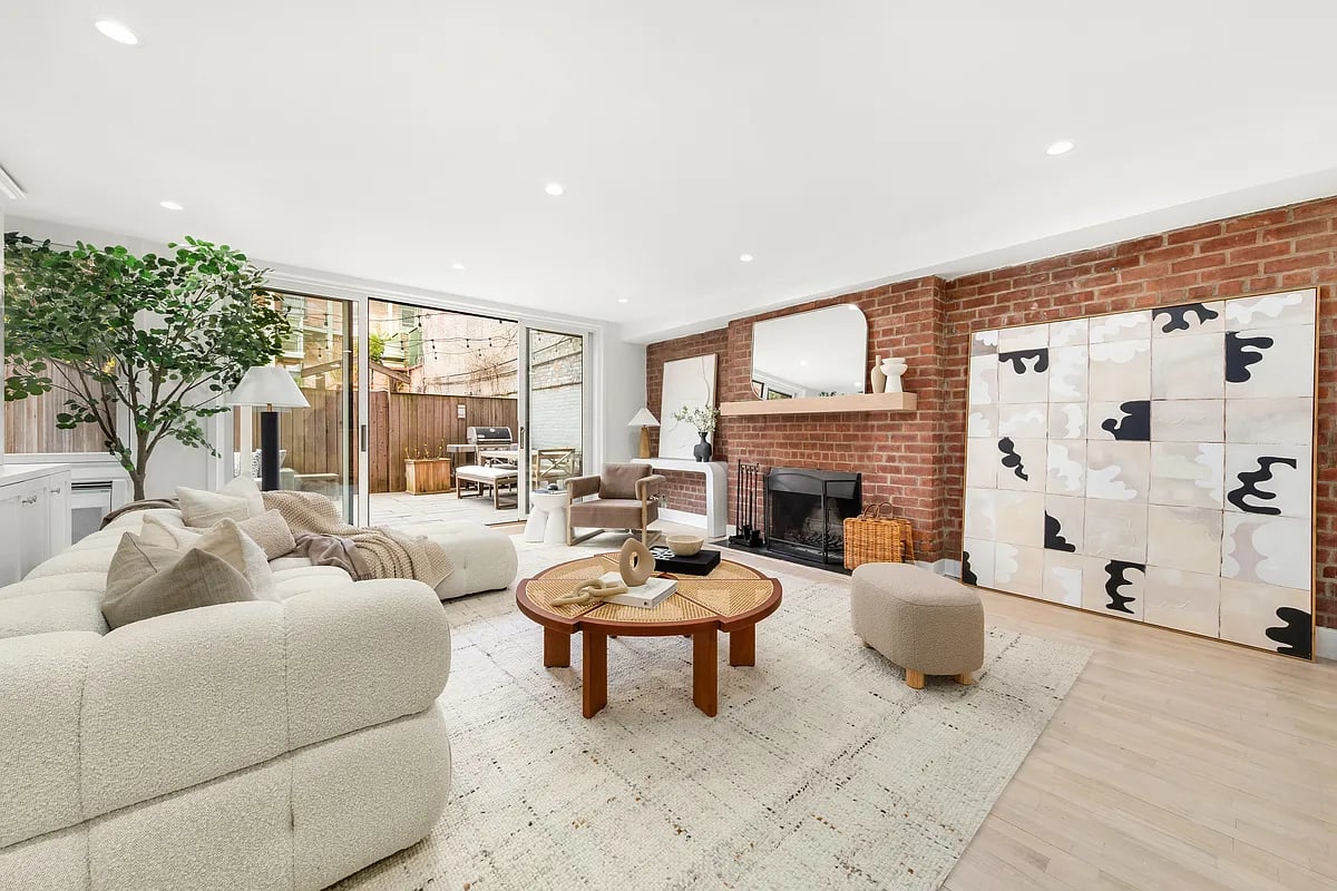 31 West 93rd Street Unit: 1D