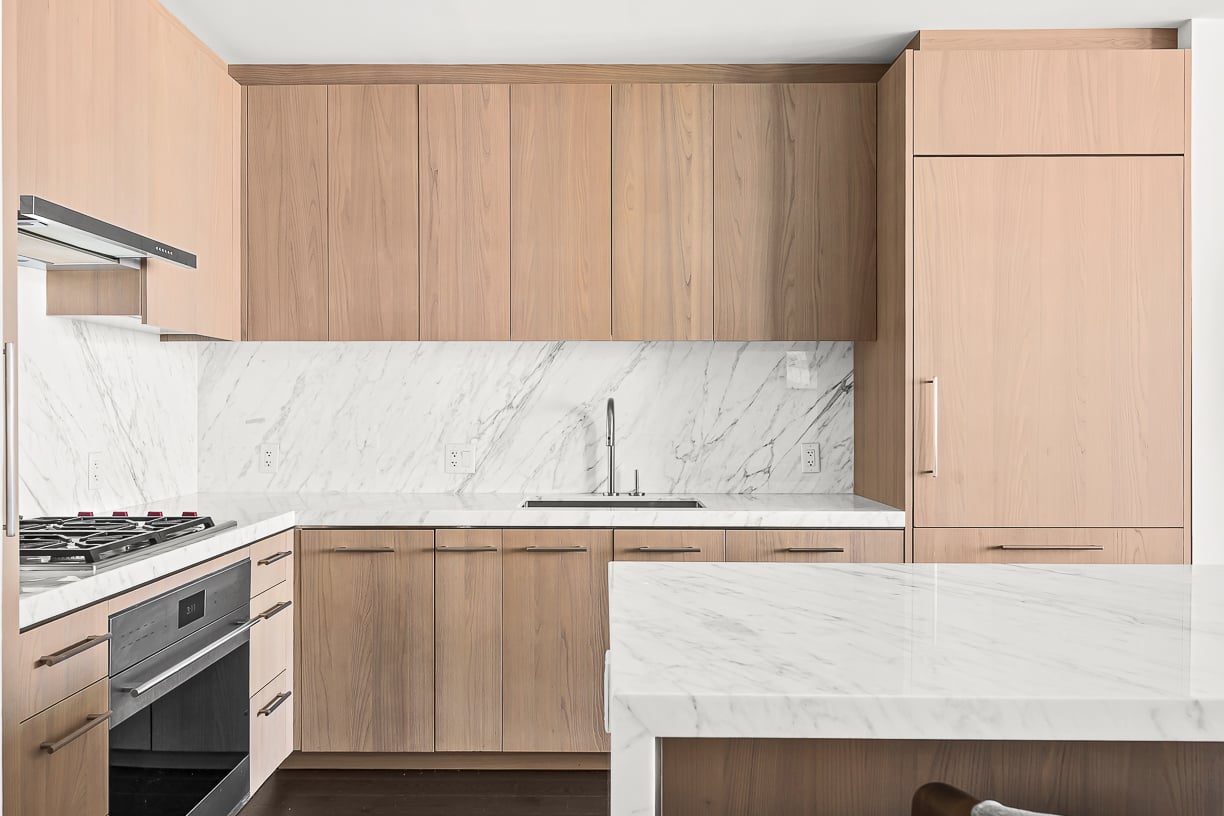 430 Stuart Street Unit 23E