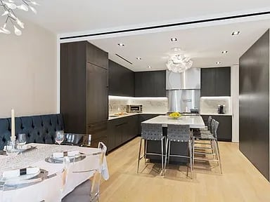 27 E 22nd St APT 6, New York, NY 10010