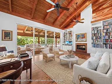 6 La Costa Way