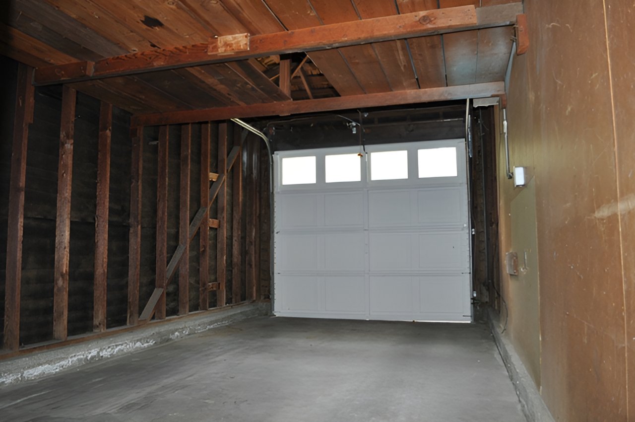 New Listing in the Arden Area of Sacramento! 4424 Ravenwood Way 95821