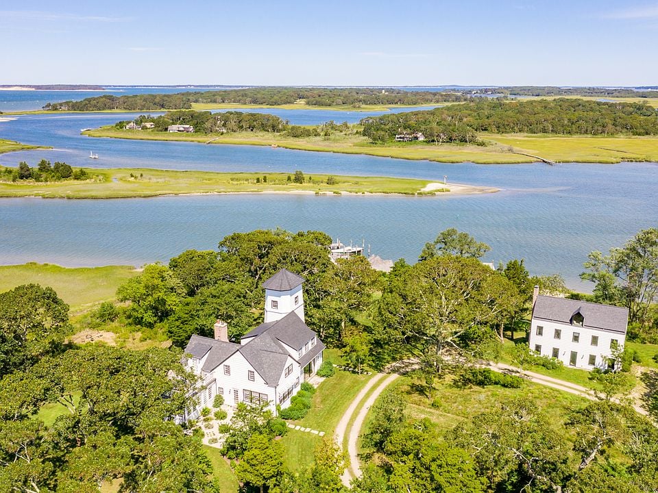 45 Ram Island Drive
