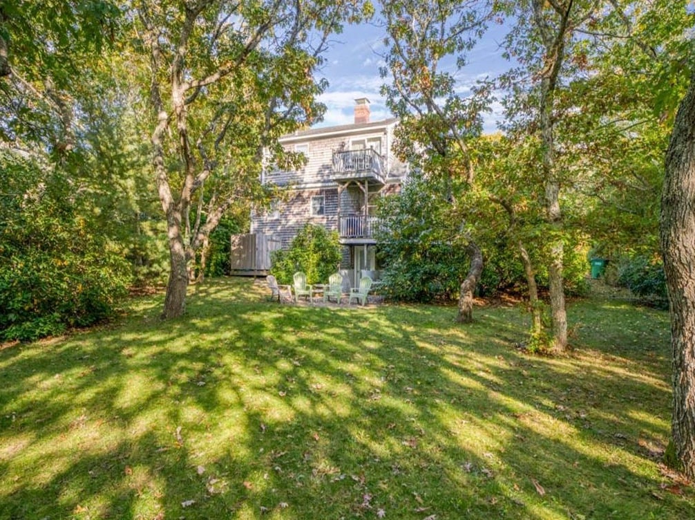 62 Windsor Dr