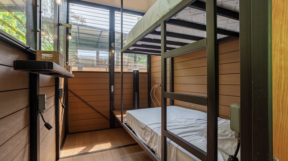 Riverfront Surf House in Playa Dominical Walk to the Beach