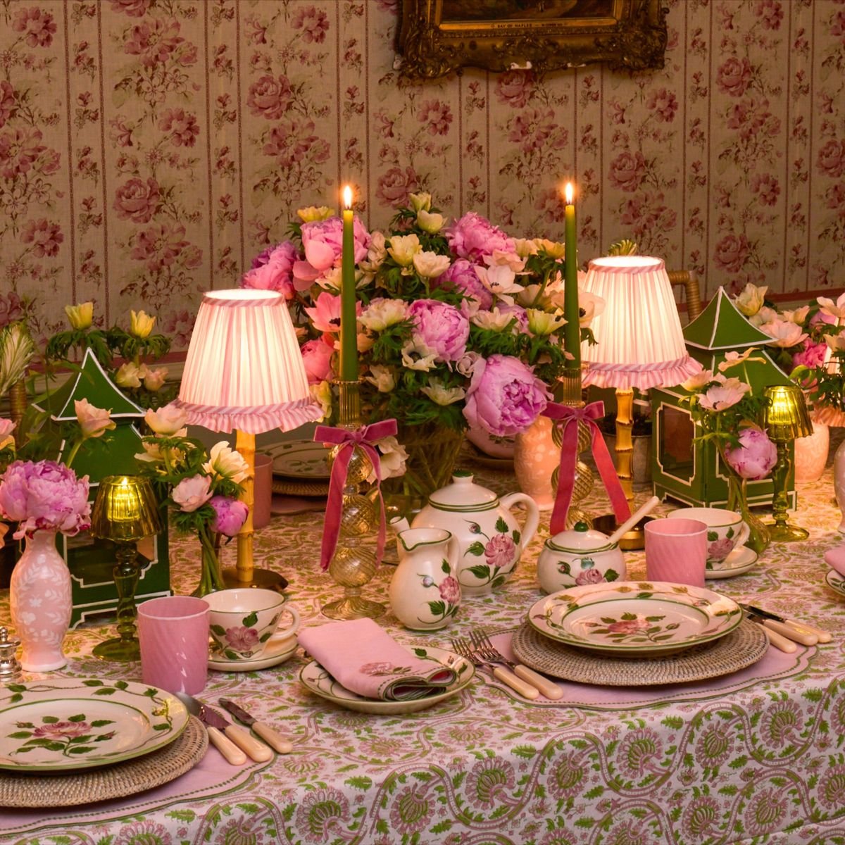 Valentine’s Day in Alexandria, Arlington & DC: Romantic Restaurants, Date Ideas & Weekend Getaways