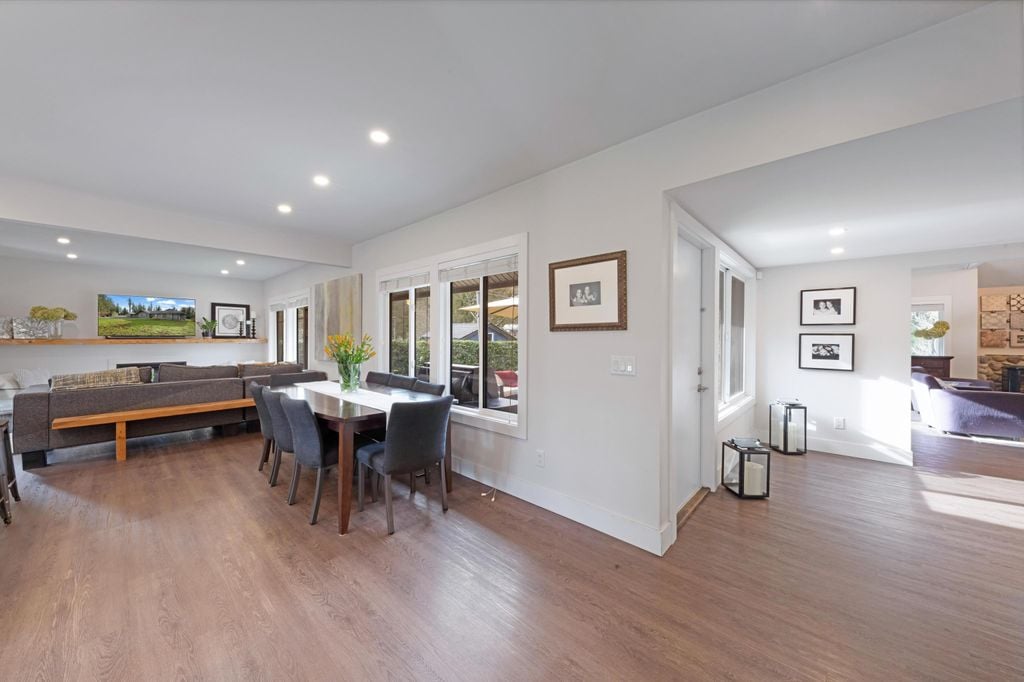 799 Grantham Pl
