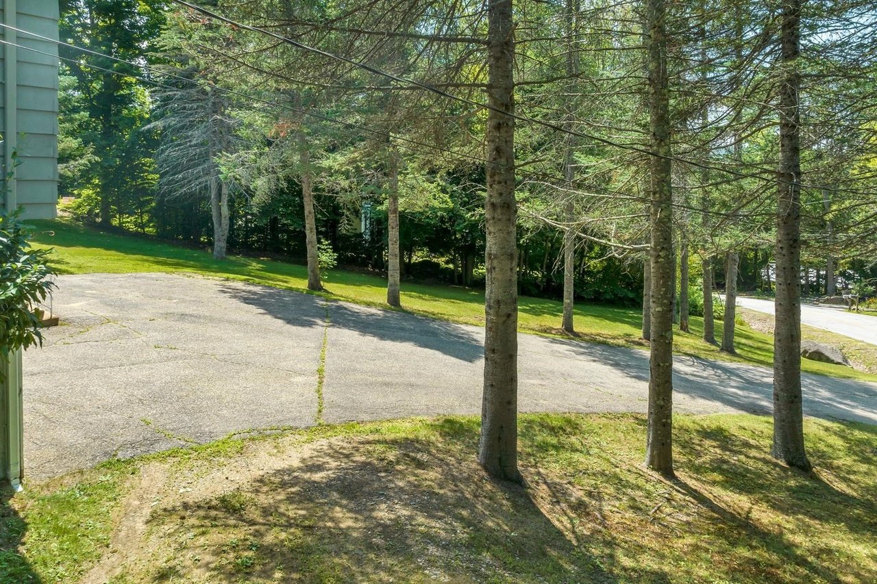 10 Reservoir Rd