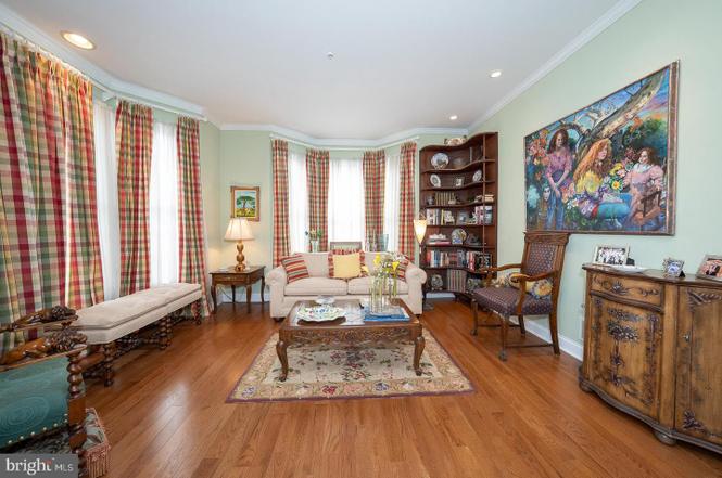 1109 Riverview Ln