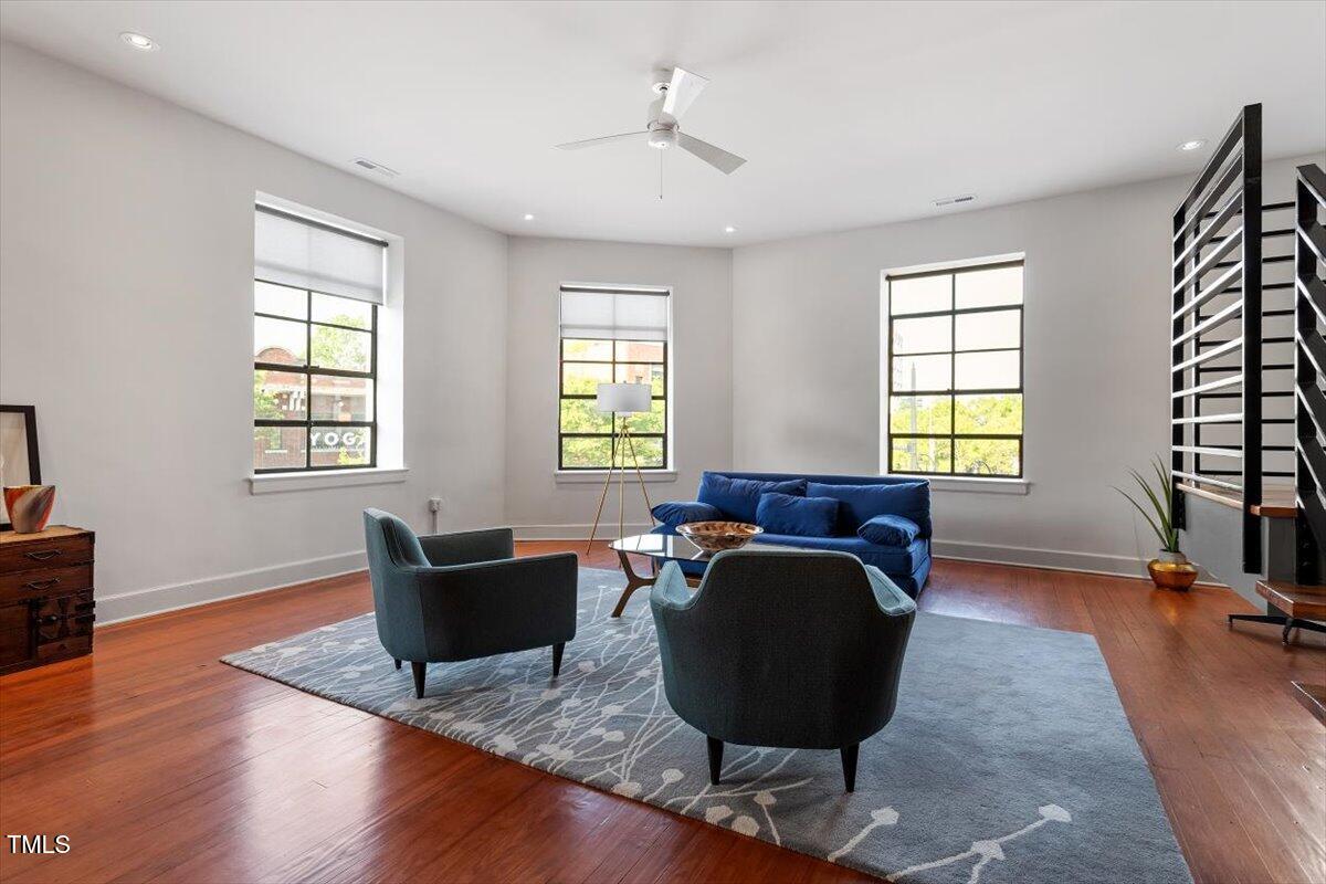 101 Morris St #D