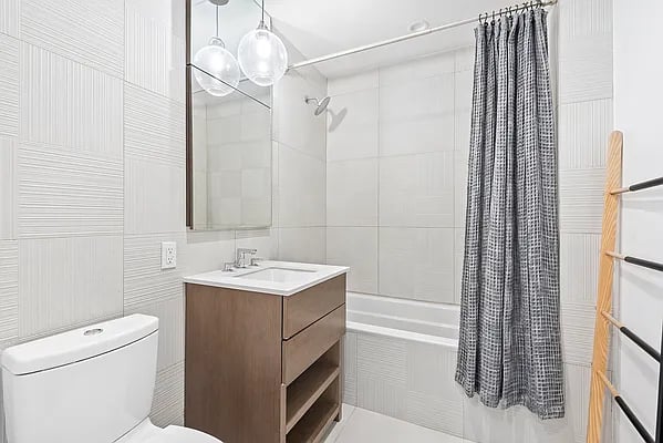 2100 Bedford Avenue #6H