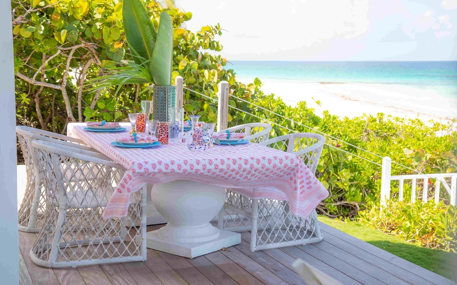 Beautiful Harbour Island Beachfront Villa