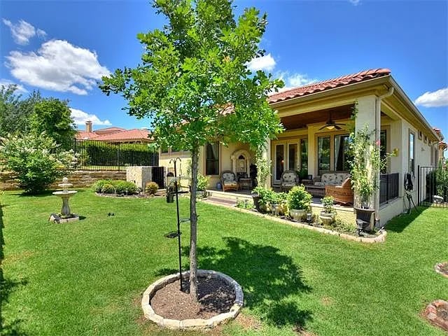101 Desert Forest Ct