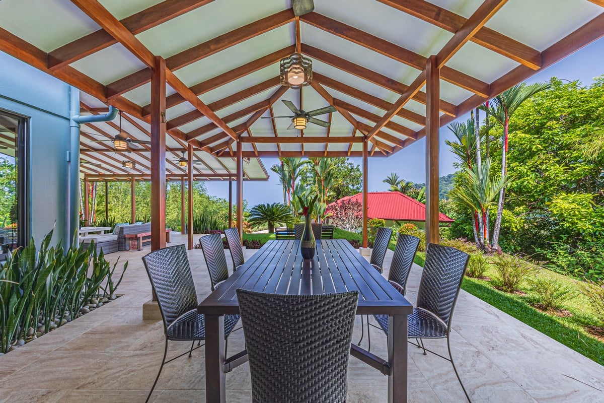 2.07 ACRES – 3 Bedroom Elegant Home With Guest Suite & Sweeping Ocean Views, Secluded & Nestled within Lush Jungle Surroundings!!!