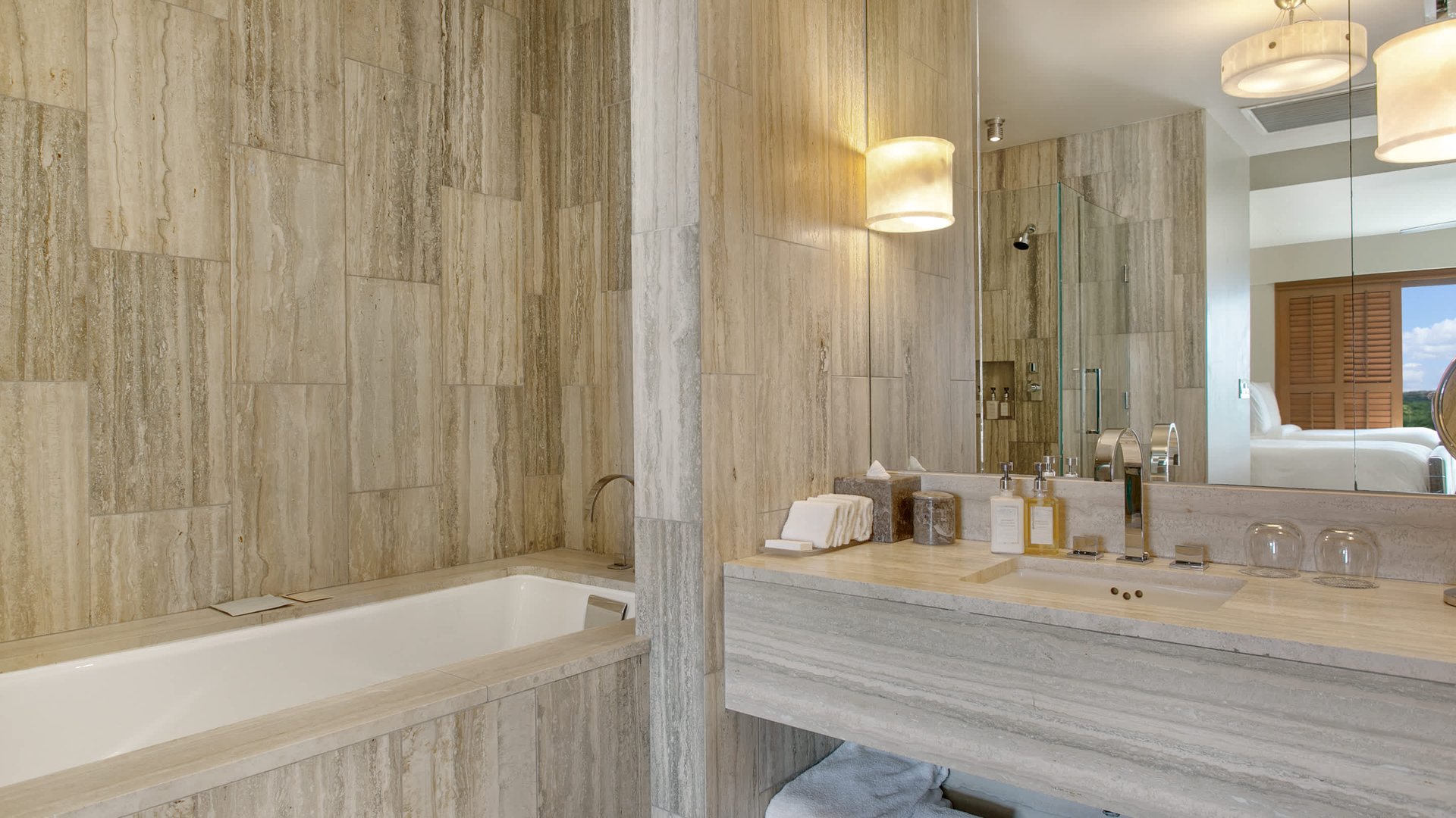 Four Seasons - Penthouse 450